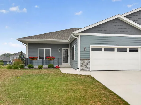 1361 Scenic Pointe COURT, Hartford, WI 53027