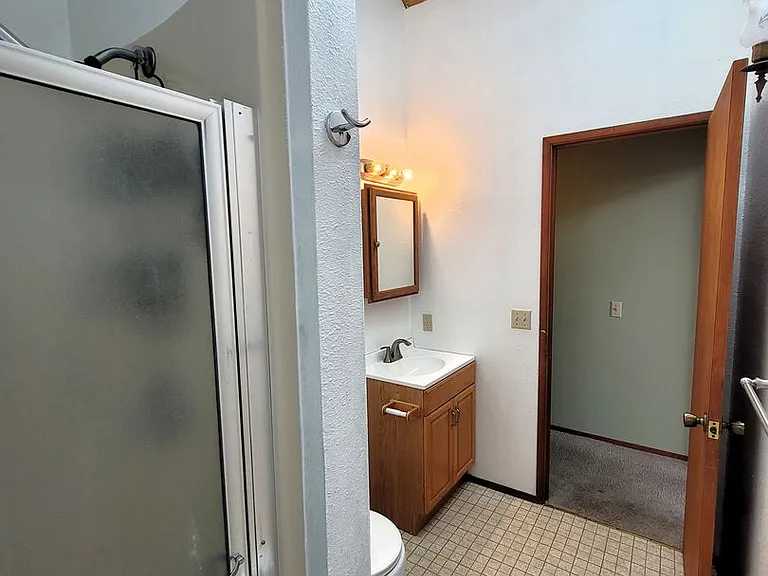 5507 Haida Way — Photo 31