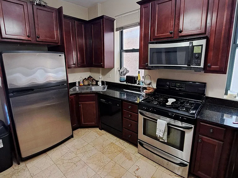 2654 N Ashland Ave #3F — Photo 9
