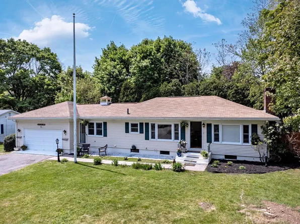 70 Embassy Rd, Springfield, MA 01119