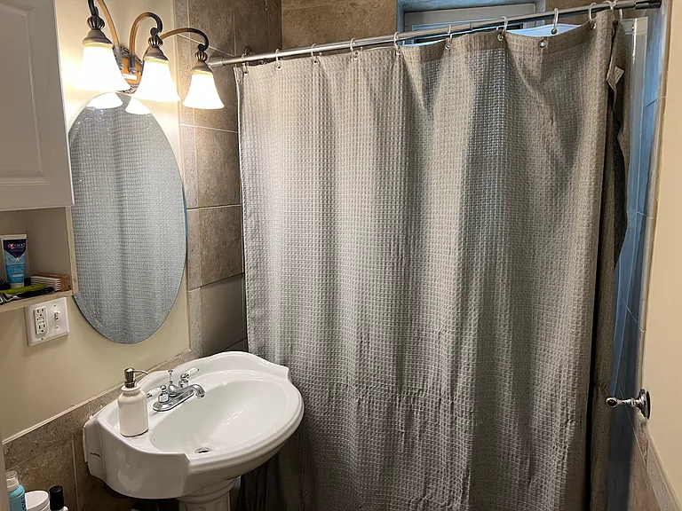 55 Park Dr #4 — Photo 3