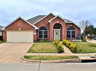 3343 Bryce Cyn, Grand Prairie, TX 75052