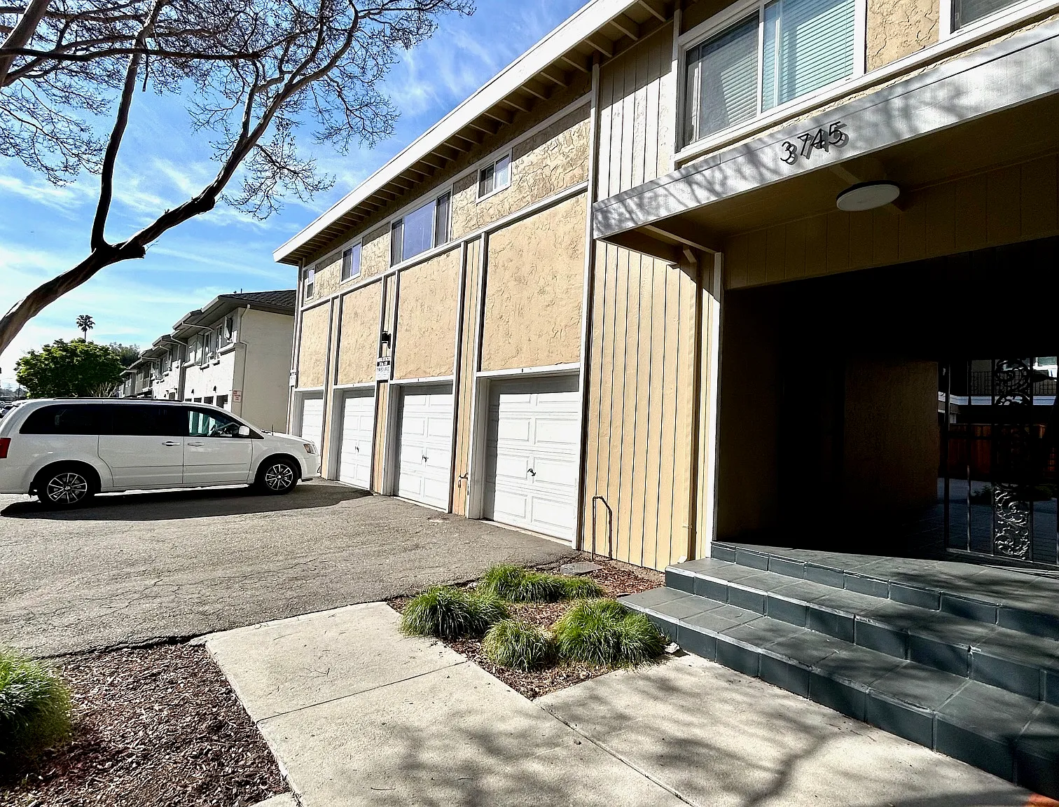 3745 Miramar Way — Photo 2