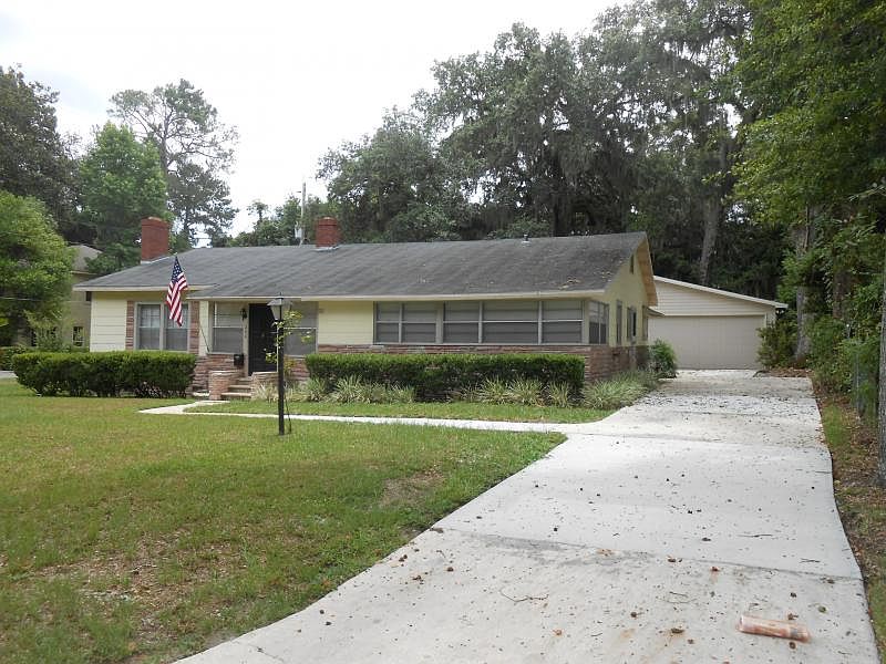 1st image of 204 Stiles Ave