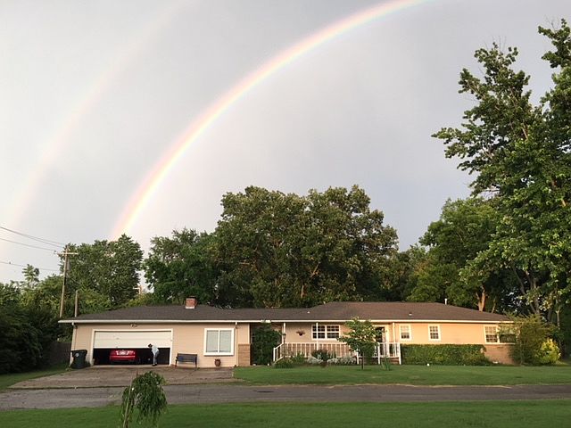 Somewhere over the rainbow!