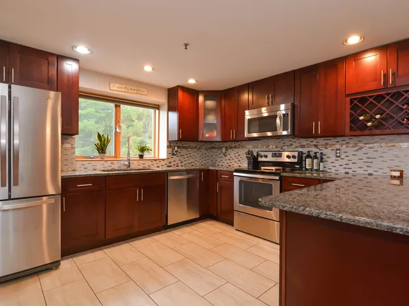 62 Schooner Landing, Hampton, NH 03842