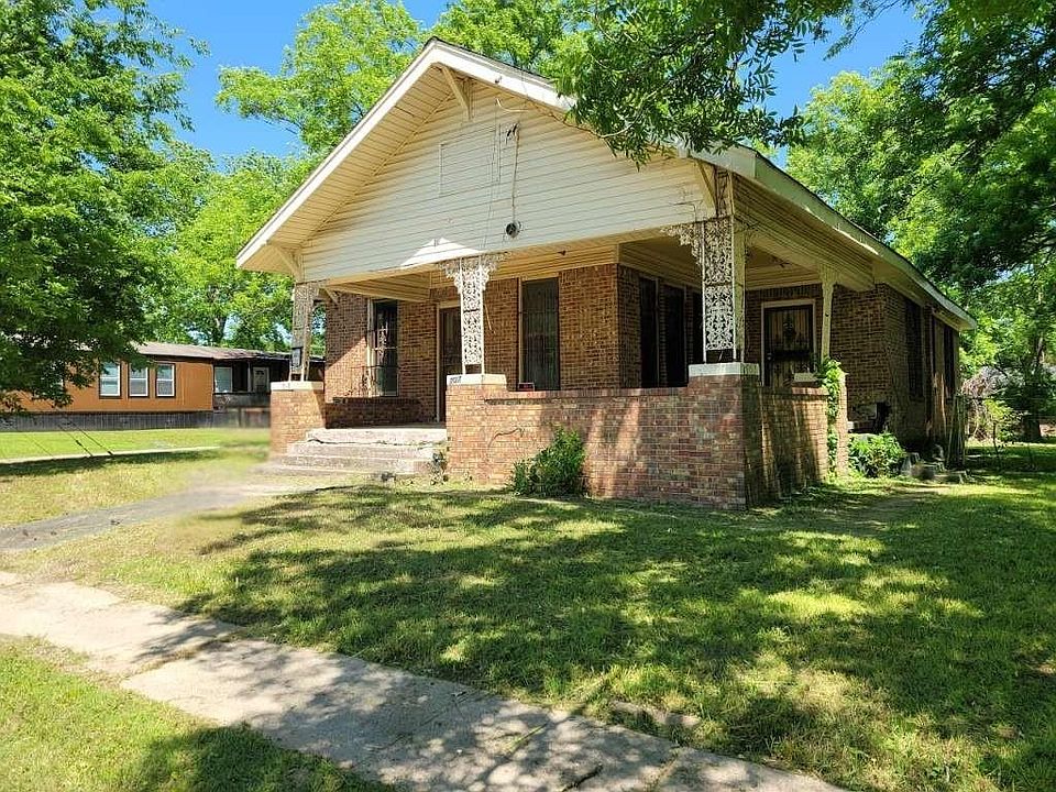 1st image of 707 W Houston St