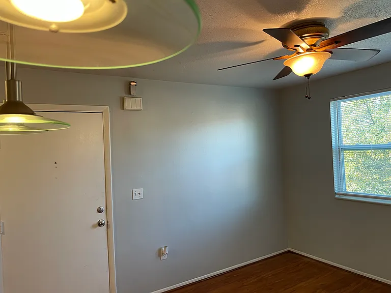 9015 Westchester Cir #39 — Photo 6