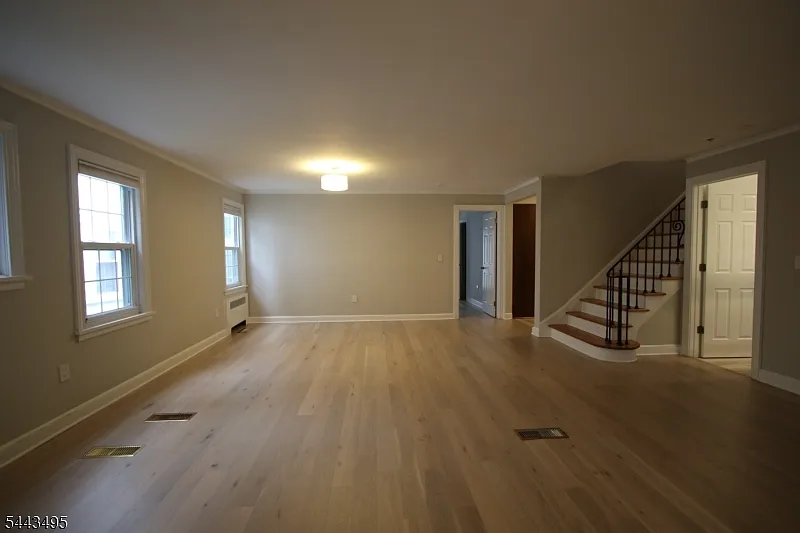 4 bed, 3.0 bath, $6,990 — Photo 3