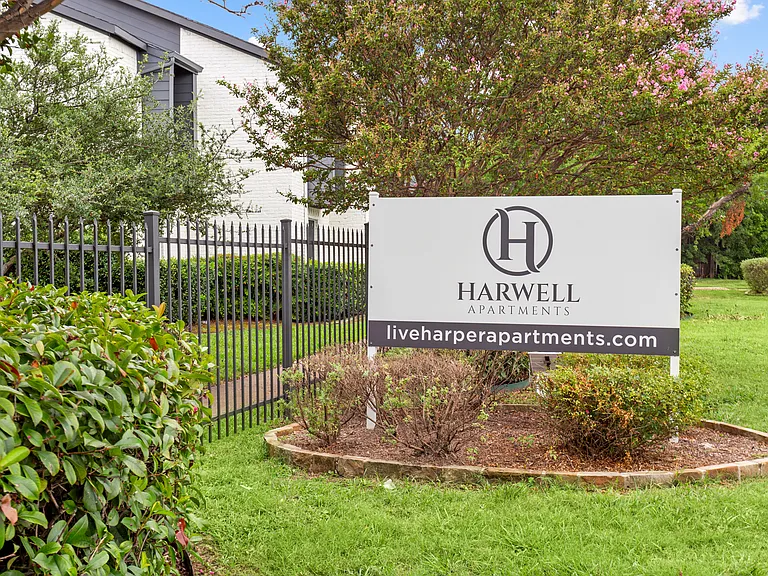 Harwell Apartments — Photo 19