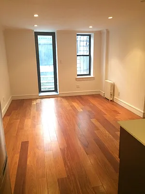 Rented by Westminster Management | media 37