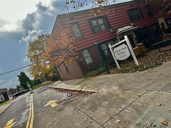 3rd image of 134-22 Jewel Ave Unit A
