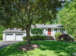 104 Cosman St, Washington Township, NJ 07676