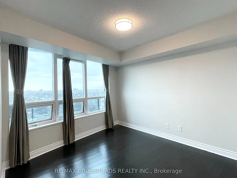 25 Greenview Ave #2028 — Photo 14