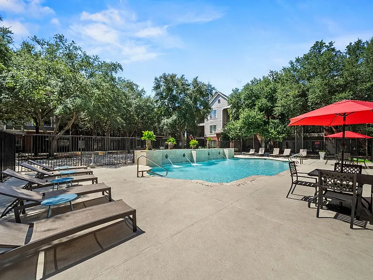RESORT STYLE POOL