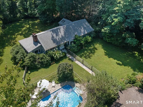 531 Cheese Spring Road, New Canaan, CT 06840