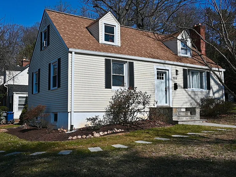 7018 Aronow Dr — Photo 1