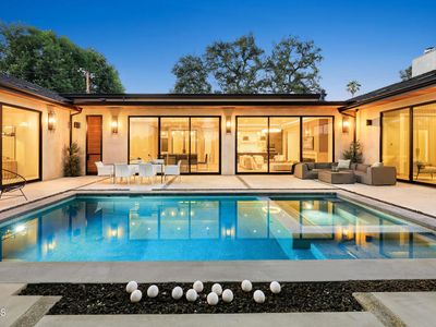 4828 Oakwood Ave, La Canada Flintridge, CA, 91011