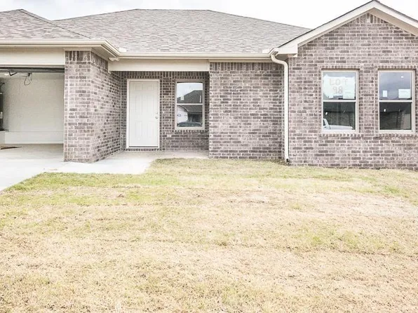 12 Winchester Dr, Ward, AR 72176