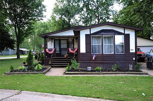 1st image of 295 Ashwood Dr