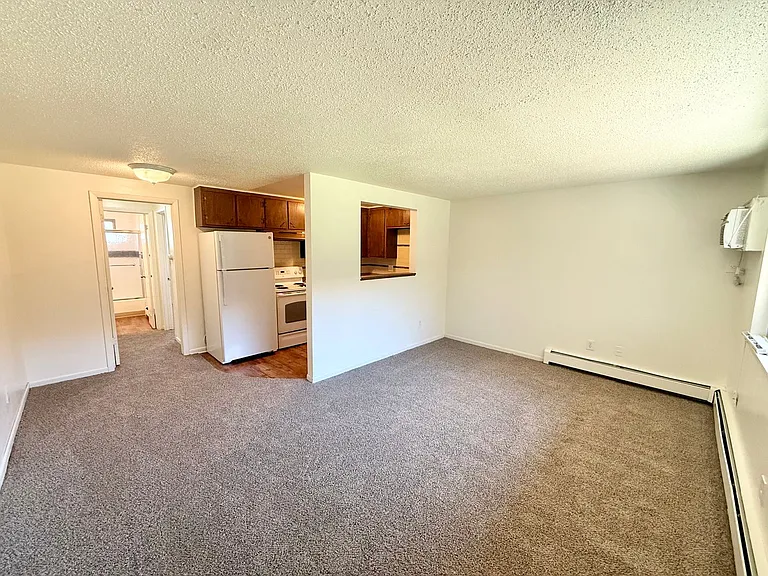 1419 Coffman St — Photo 19