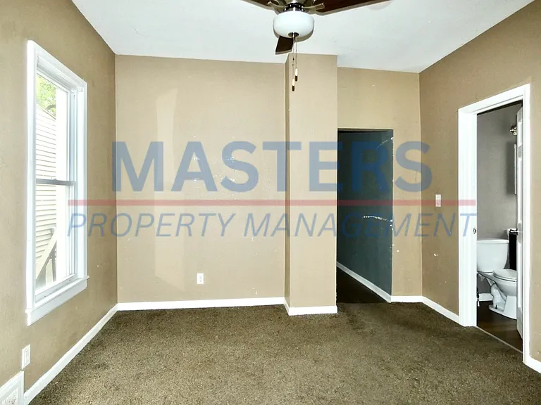 2563 Foraker Ave — Photo 29