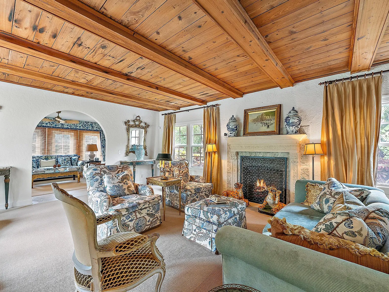 4 bed, 4.5 bath, 3335 sqft, $65,000 — Photo 3