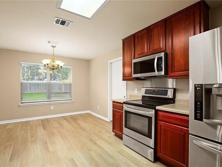 2204 Cottontail Dr — Photo 14