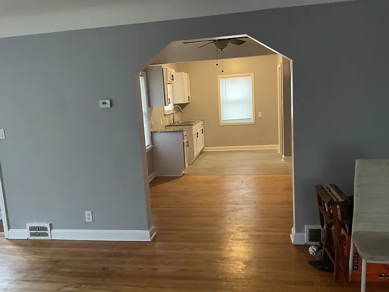 15347 Ferguson St — Photo 10