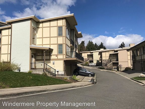 3rd image of 2509 Waterside Ln