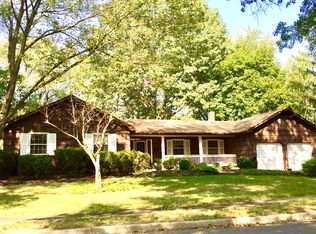 4 Raven Ct, East Brunswick, NJ