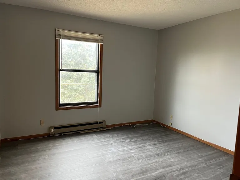 1626 Pinewood Ln #4 — Photo 7
