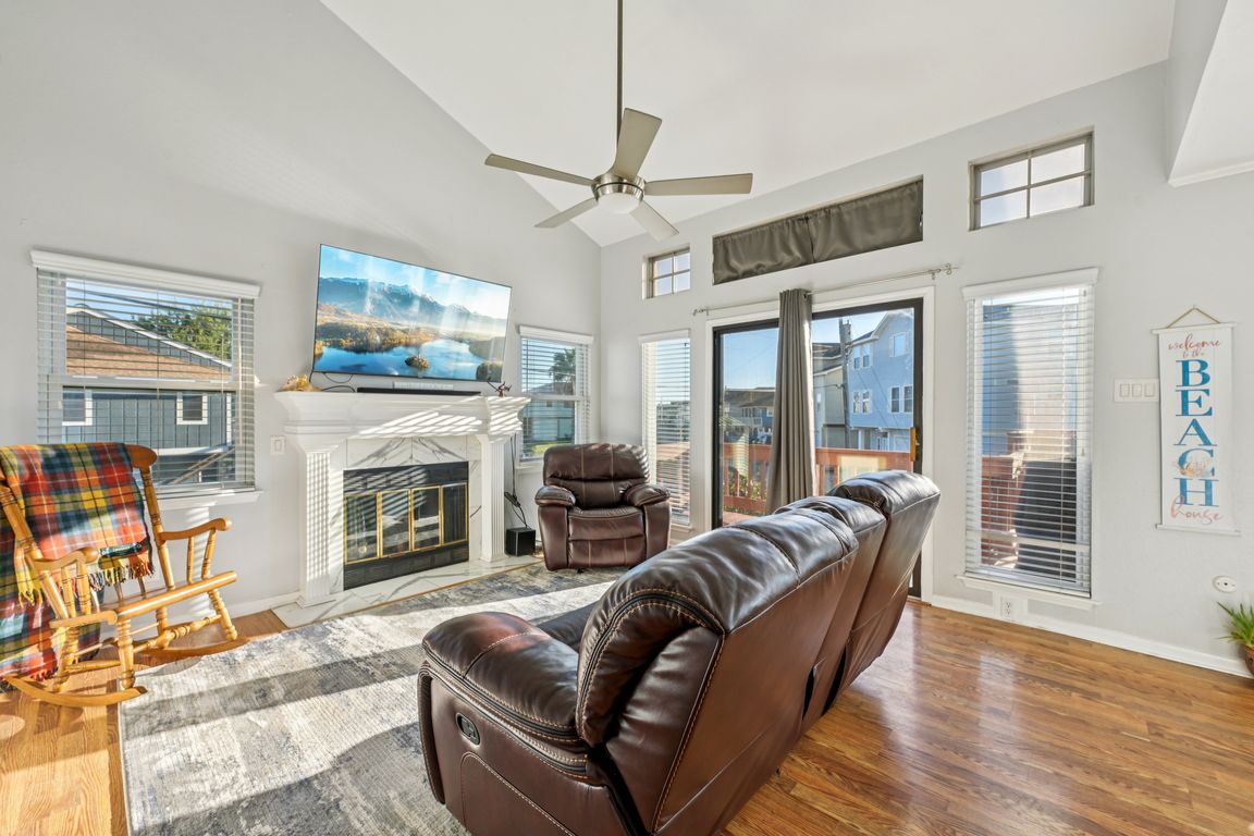 next background image