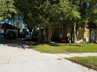 3320 Mero St, Manitowoc, WI 54220