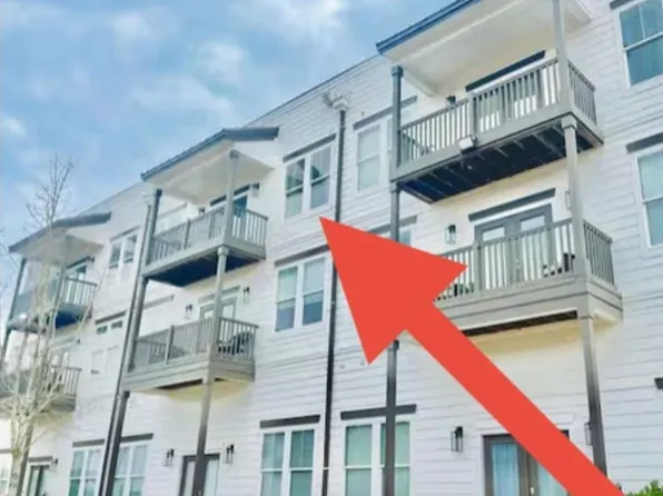 204 Town Center Dr #33, Oxford, MS 38655