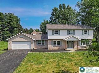 960 Yorkshire Rd, Bethlehem, PA 18017