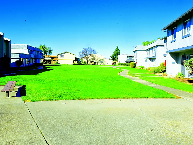 34655 Bahama Cmn — Photo 34