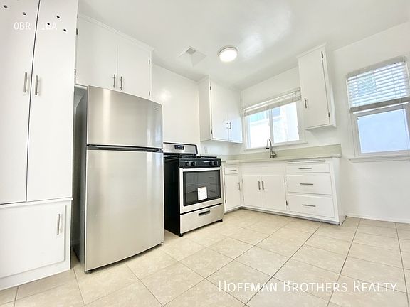 2nd image of 1519 Laurel Canyon Blvd #7