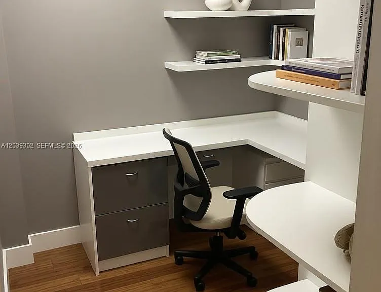 10180 W Bay Harbor Dr #0 — Photo 6