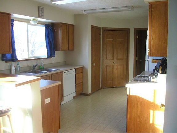 large,open kitchen with pantry