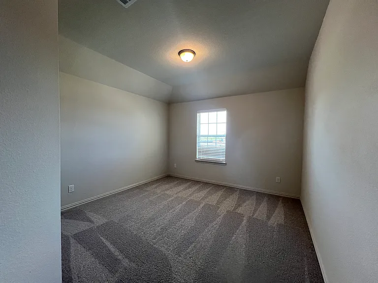 16108 Hidden Cove Dr — Photo 33