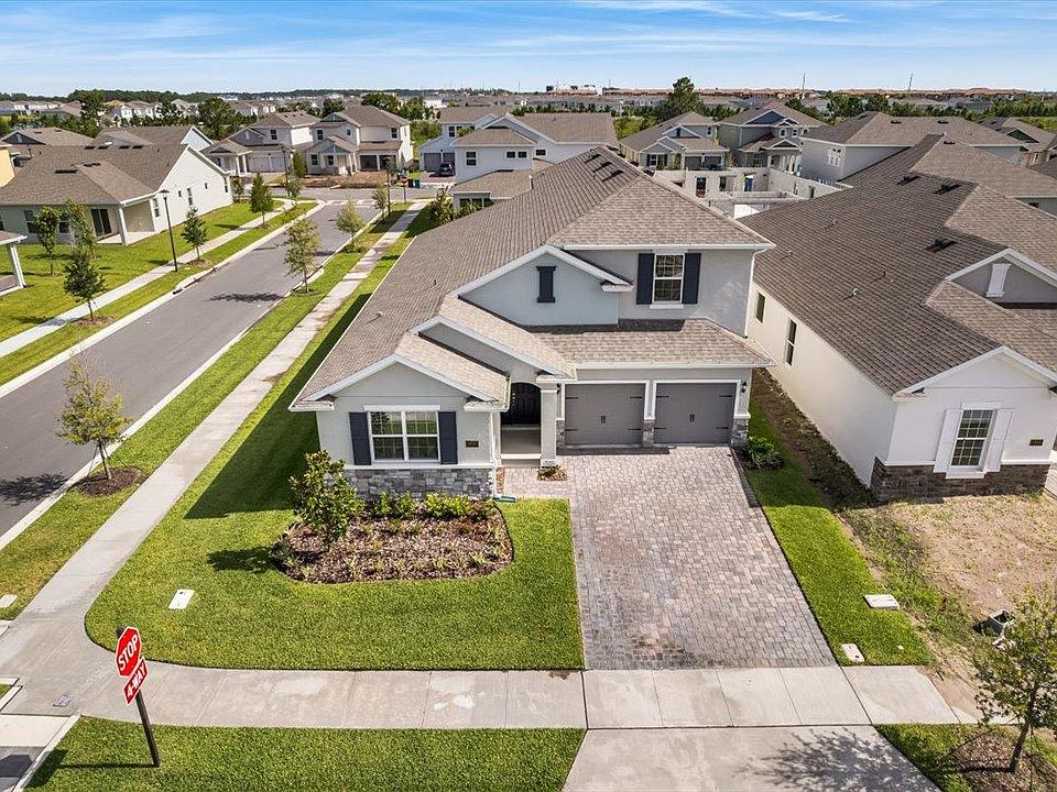1st image of 19047 Blueleaf St