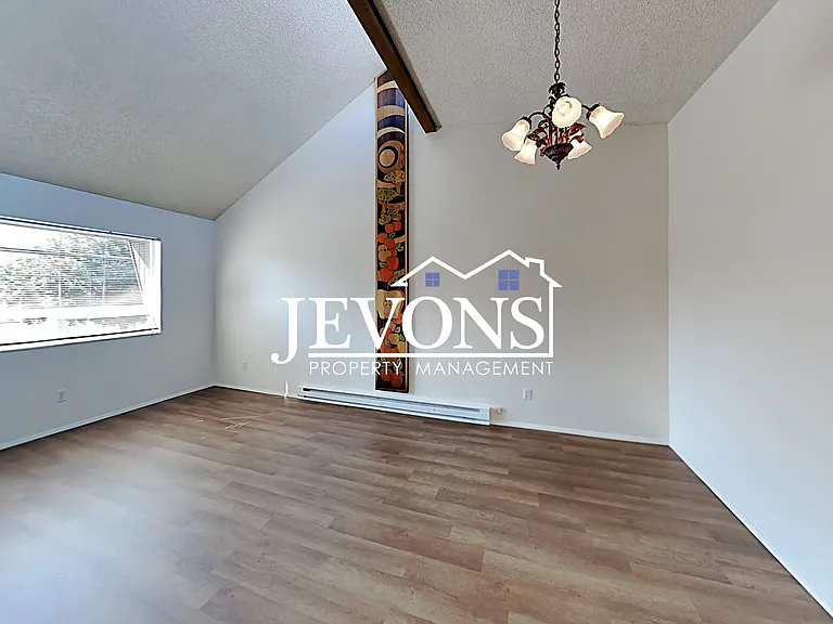 807 W Chestnut Ave #21 — Photo 16