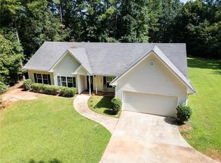 933 Fincher Rd, Covington, GA 30016
