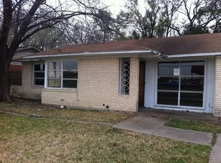1814 SW 3rd St, Grand Prairie, TX 75051