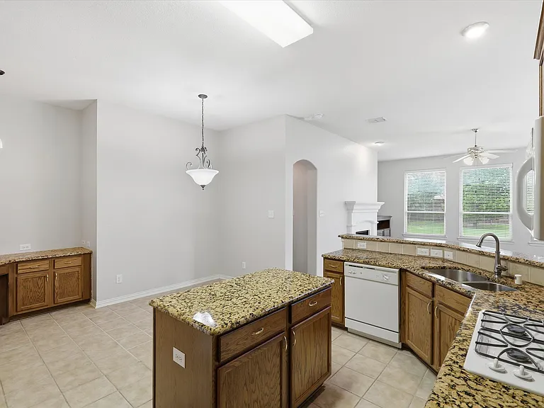 751 Trail Dr — Photo 13