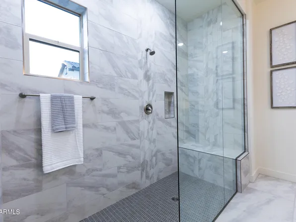 7391 W Lisbon Lane, Peoria, AZ 85381