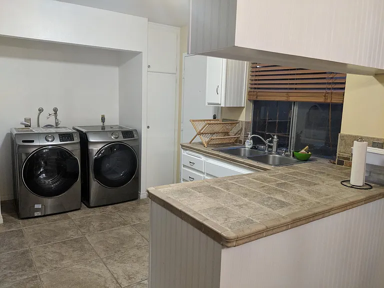 8840 Flanders Dr — Photo 8