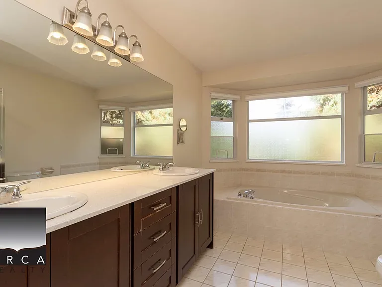 3015 Griffin Pl — Photo 19