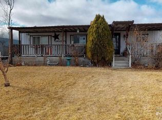 306 Bastian Rd, Battle Mountain, NV 89820
